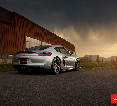 Фото дисков Vossen HF-5 на Porsche Cayman II
