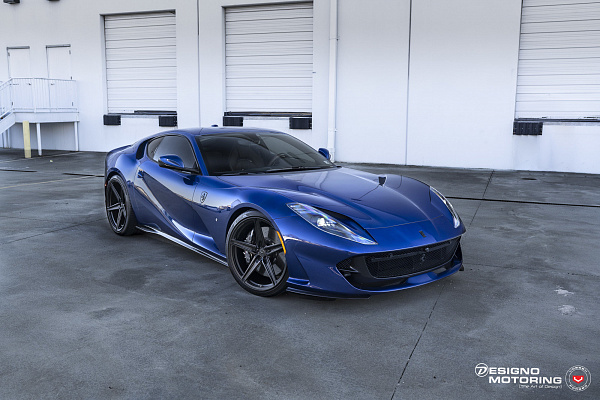 Фото дисков Vossen M-X5 Черный сатин на Ferrari 812