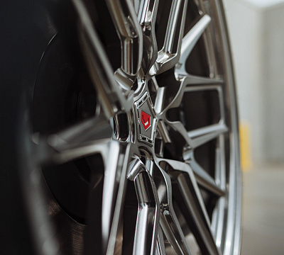 Фото дисков Vossen ML-X3 на Audi A/S 8 (D4)