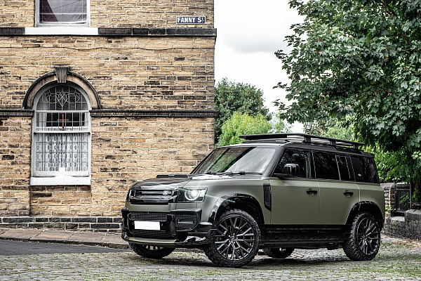 Фото дисков Kahn RS 3.0 Черный сатин на Land Rover Defender II
