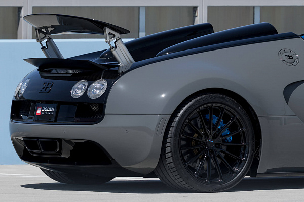 Фото дисков HRE P103SC Черный глянец на Bugatti Veyron