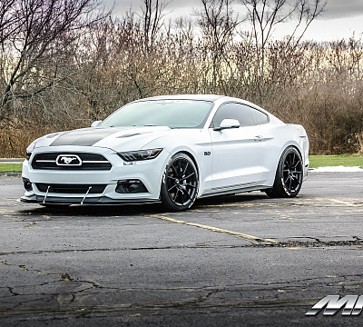 Фото дисков MRR M350 на Ford Mustang VI