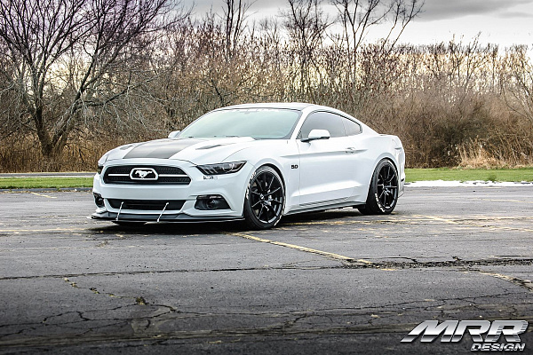 Фото дисков MRR M350 Черный глянец на Ford Mustang VI