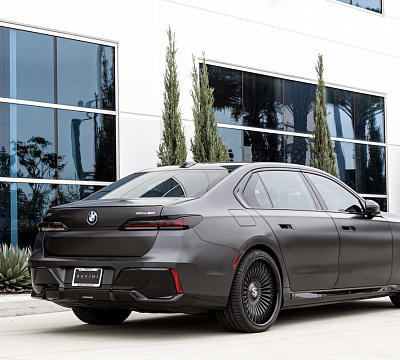 Фото дисков Savini SL10 на BMW 7 (G70)