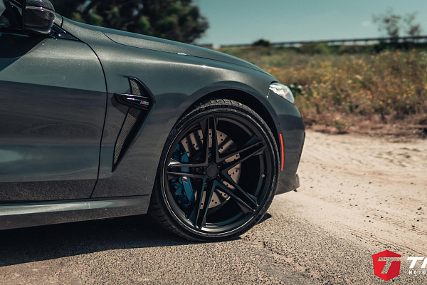 BMW M8