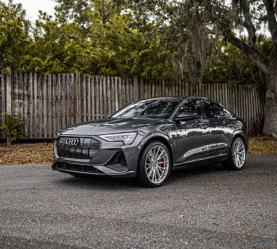 Фото дисков Vossen HF-4T на Audi E-tron
