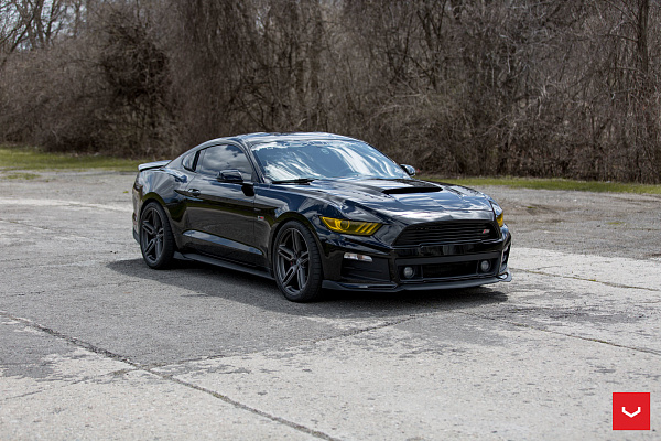 Фото дисков Vossen HF-1 Сатиновый графит на Ford Mustang VI