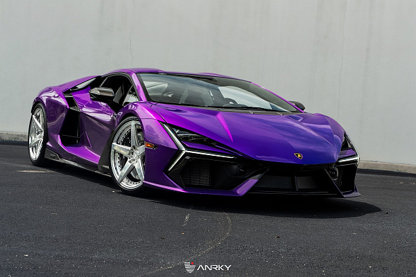 Фото дисков Anrky RS5.2 Полированный лак на Lamborghini Revuelto