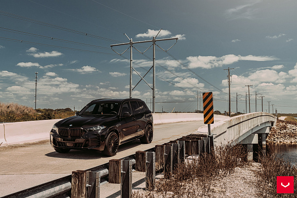 Фото дисков Vossen HF-8 Черный сатин на BMW X5/X5 M (G05/G18/F95)