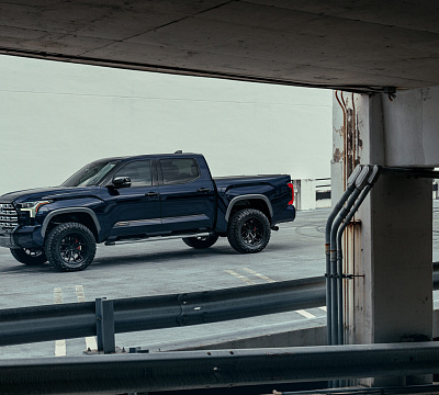 Фото дисков Vossen HF6-4 на Toyota Tundra III