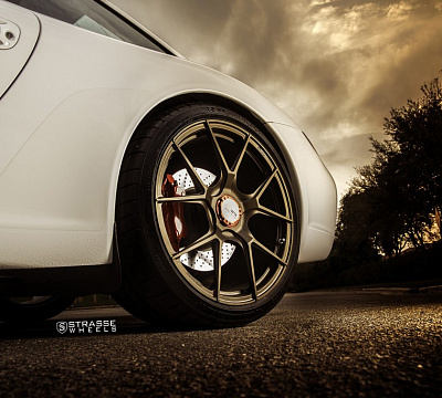 Фото дисков Strasse Wheels SM5R Deep Concave Monoblock на Porsche 911 VI