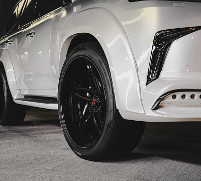 Фото дисков Savini SV71 на Lexus LX III