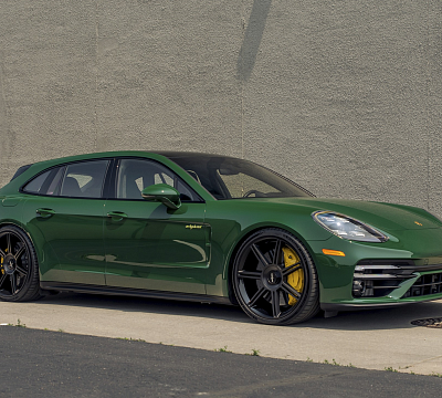 Фото дисков Rotiform FRA на Porsche Panamera III