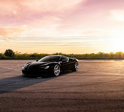 Фото дисков Strasse Wheels F5 Track на Ferrari SF90