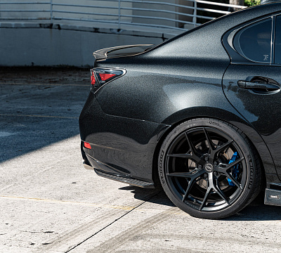 Фото дисков Vossen HF-5 на Lexus GS IV