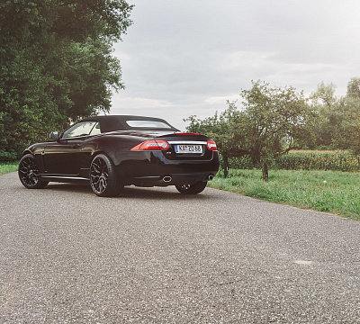 Фото дисков Vossen HF-2 на Jaguar XKR II