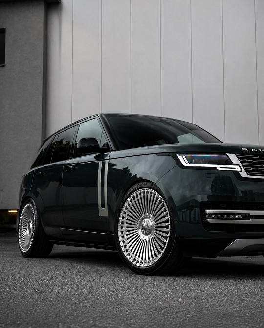 Фото дисков ST2 Полированный лак на Range Rover V