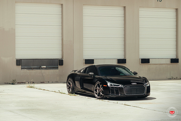 Фото дисков Vossen CG-205 Глянцевый тонированный лак на Audi R8 (4S)