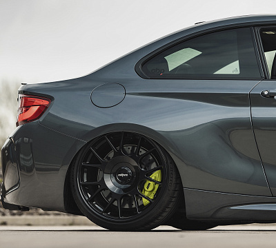 Фото дисков Rotiform TUF-R на BMW 2/M2 (F22/F87)