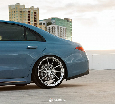 Фото дисков Anrky S1-X5 на Mercedes-Benz S-Class (W222, C217)