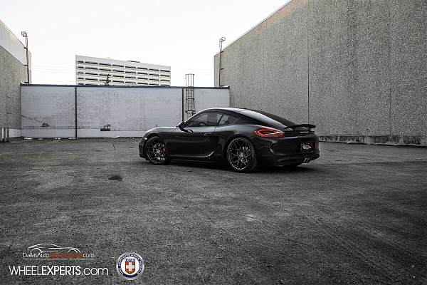 Фото дисков HRE FF01 Черный сатин на Porsche Cayman II
