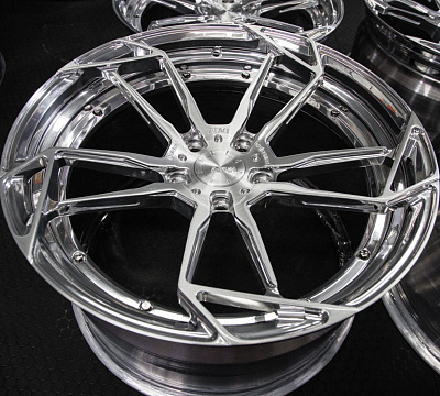 ADV.1 ADV5.3 M.V2 CS