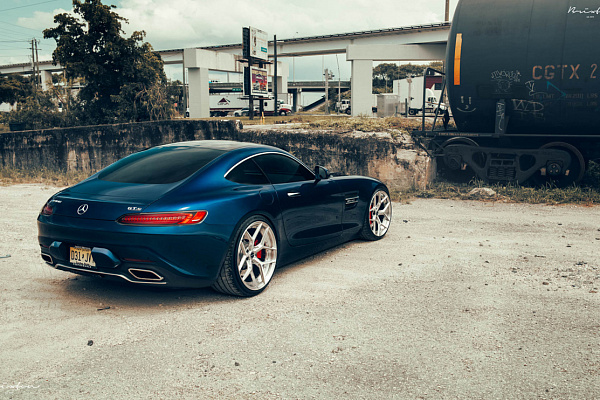 Фото дисков Brixton Forged PF7 Глянцевый лак на Mercedes-Benz AMG GT I