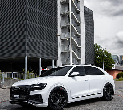 Фото дисков ST Wheels ST3 на Audi Q8