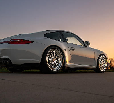 Фото дисков HRE 300 на Porsche 911 VI