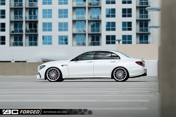 Фото дисков BC Forged RZ15 Глянцевый лак на Mercedes-Benz E-Class (W213, S213, C238)