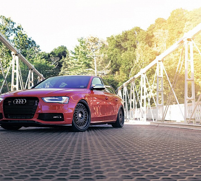 Фото дисков HRE 501 на Audi A/S/RS 4 (B8)