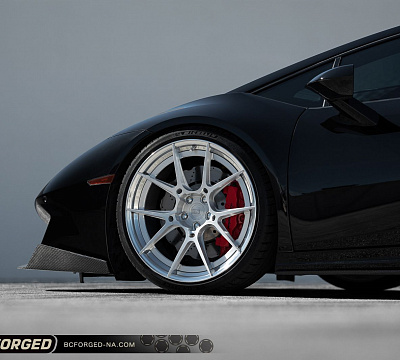 Фото дисков BC Forged HCA165 на Lamborghini Huracan