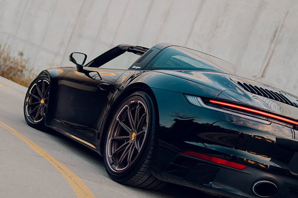 Фото дисков Brixton Forged R11-RS Сатиновая темная бронза на Porsche 911 VIII