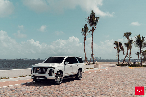 Фото дисков Vossen HF-8 Глянцевый лак на Cadillac Escalade V