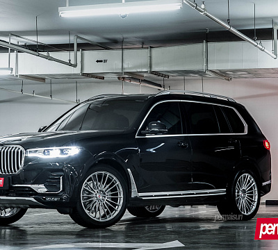 Фото дисков Vossen S17-04 на BMW X7 (G07)