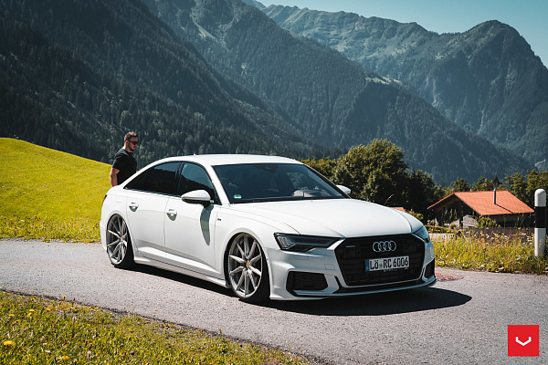 Фото дисков Vossen HF-3 Серебро на Audi A/RS 6 (C8)