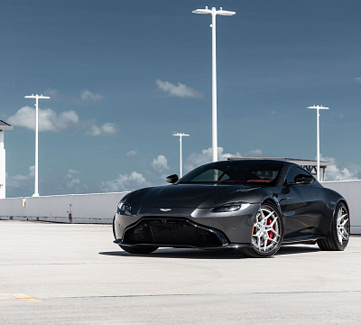 Фото дисков Anrky S3-X4 на Aston Martin Vantage 4