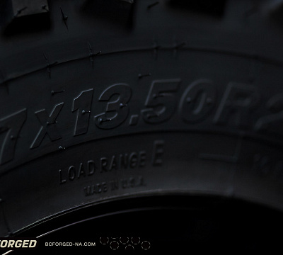 Фото дисков BC Forged LE72 // MLE72 на Jeep Wrangler III (JK)