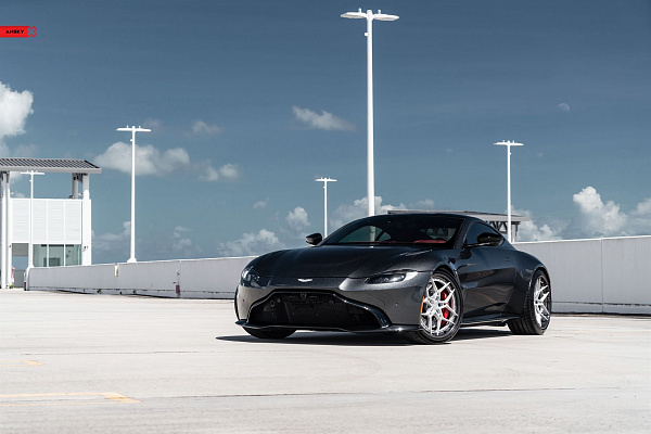 Фото дисков Anrky S3-X4 Сатиновый лак на Aston Martin Vantage 4