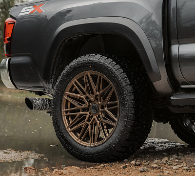Фото дисков Vossen HF6-5 на Toyota Tacoma III