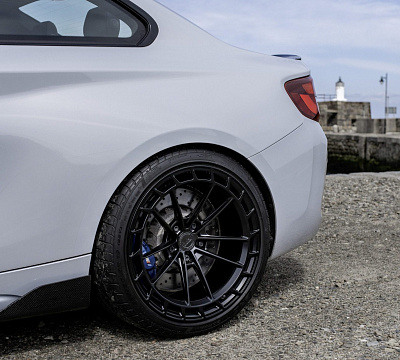 Фото дисков Bola FP3 на BMW 2/M2 (F22/F87)