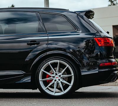 Фото дисков Vossen EVO-2R на Audi Q7 (4M)