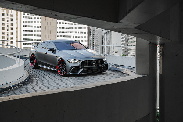 Фото дисков Strasse Wheels SV10M-RS Deep Concave FS Другой цвет на Mercedes-Benz AMG GT I