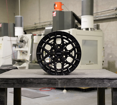 Vossen HFX-1 (6-Lug)
