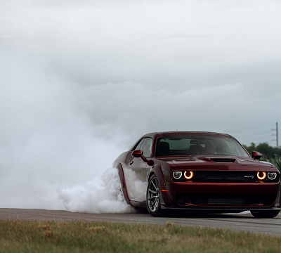 Фото дисков Vossen HF-3 на Dodge Challenger III