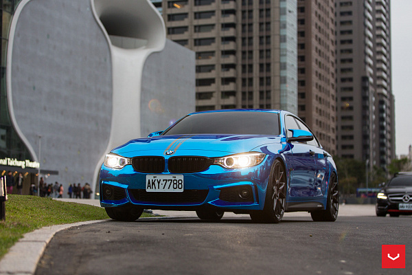 Фото дисков Vossen VFS-6 Глянцевый графит на BMW 4/M4 (F32/F82)
