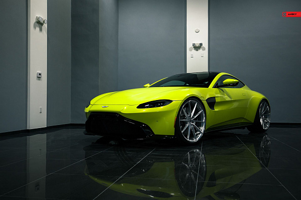 Фото дисков Anrky AN18 Глянцевый лак на Aston Martin Vantage 4