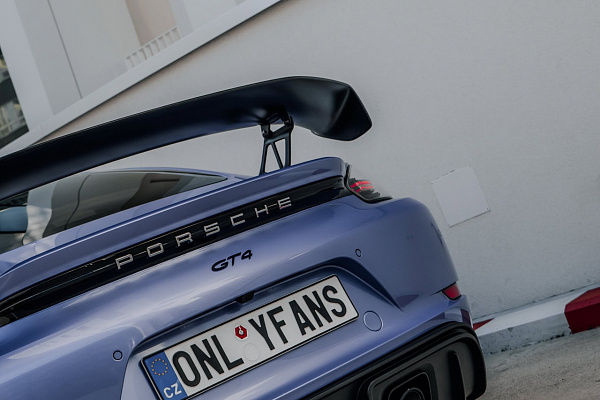 Фото дисков Brixton Forged PF7-RS Черный сатин на Porsche Cayman III