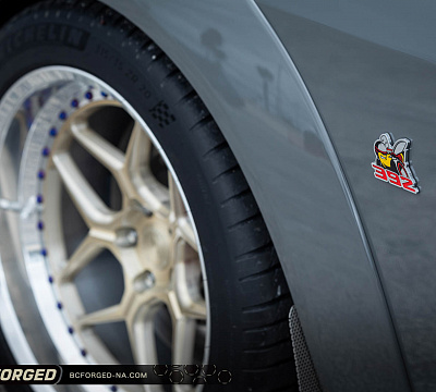 Фото дисков BC Forged LE53 // MLE53 на Dodge Challenger III