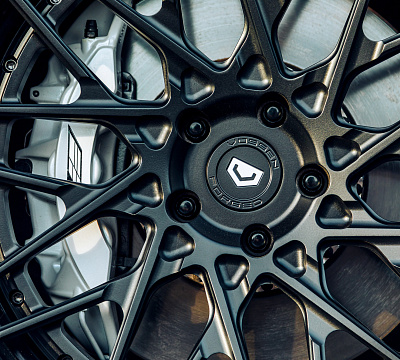Фото дисков Vossen S17-07 (3-Piece) на Cadillac CTS III
